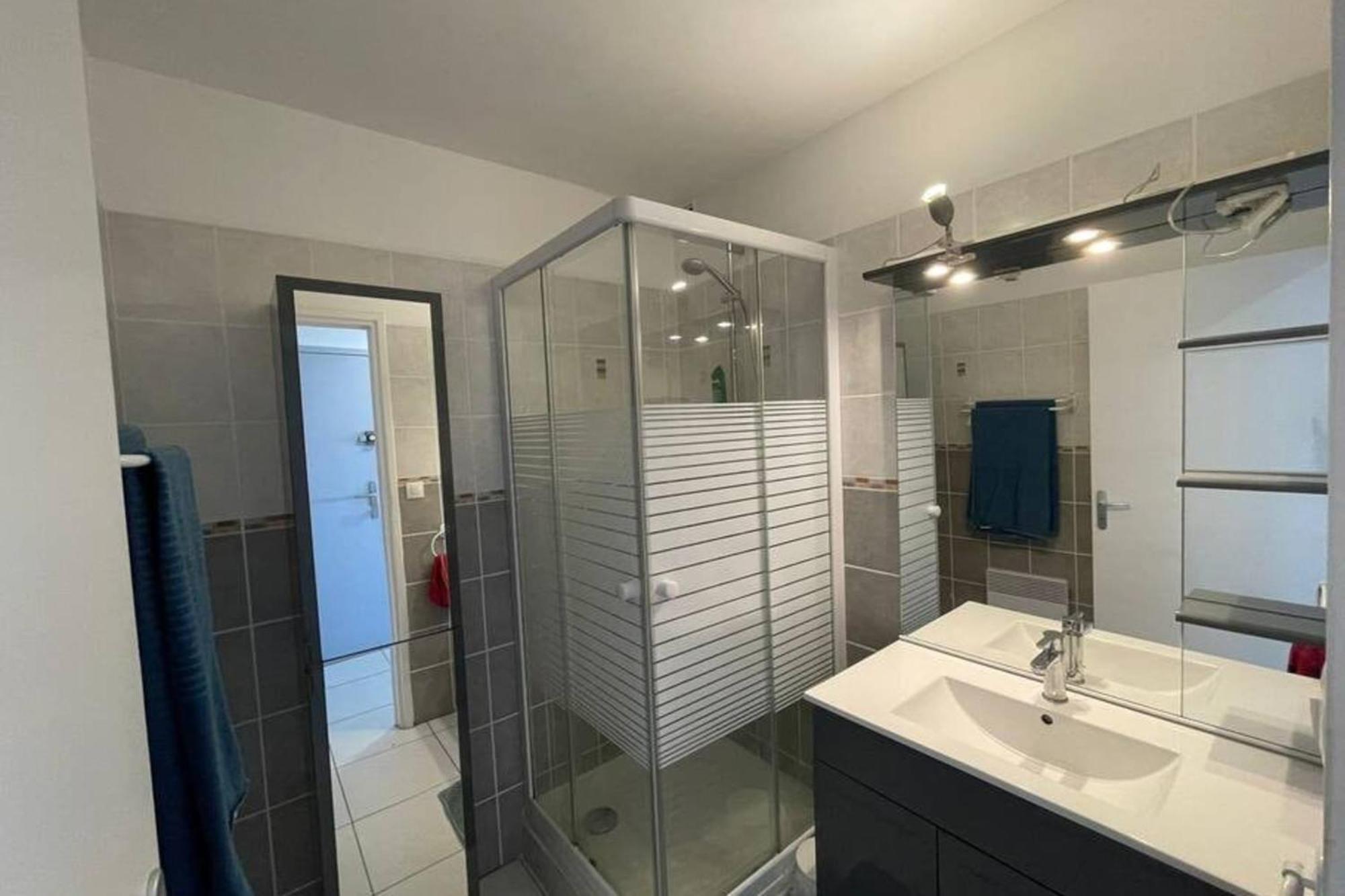 شقة T2 In Saint-Clair - Exceptional View! Rated 3 لو لا فاندو المظهر الخارجي الصورة